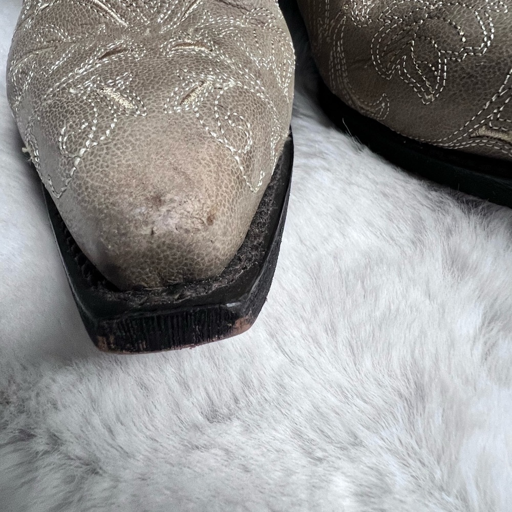 Embroidered Tan Heeled Boots - image 5